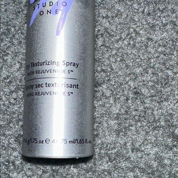 Monat Studio One Dry Texturizing Spray - Picture 3 of 5